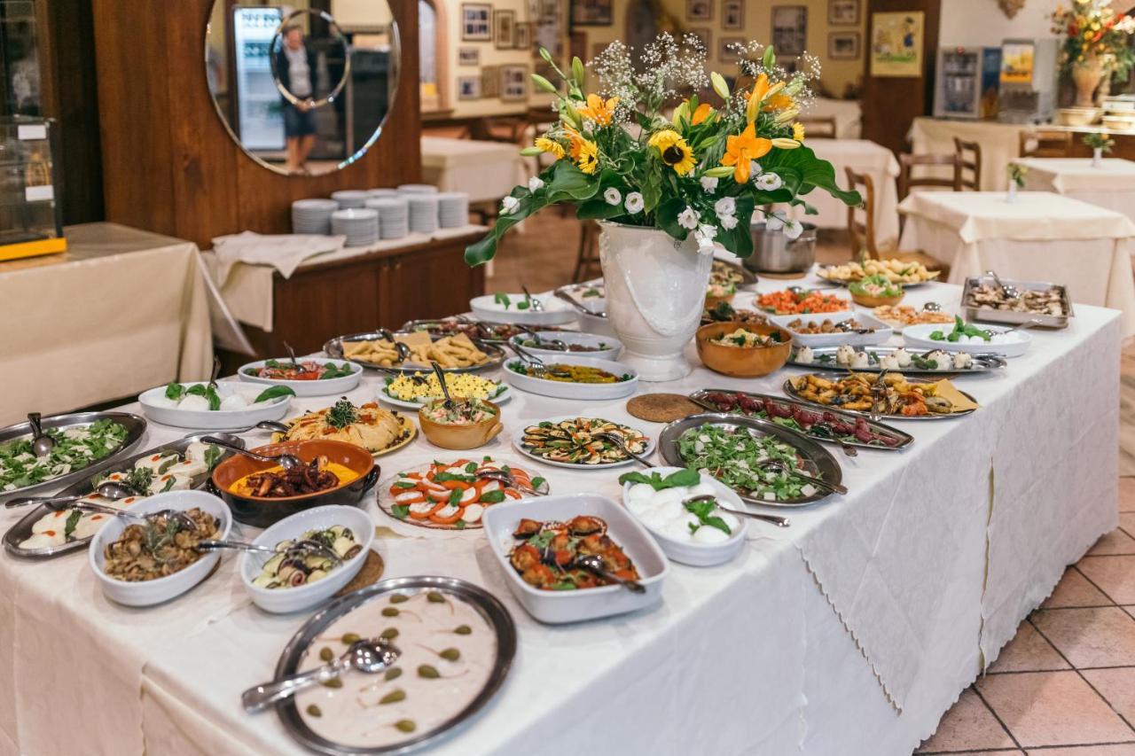 Agrihotel Elisabetta Collemezzano Εξωτερικό φωτογραφία