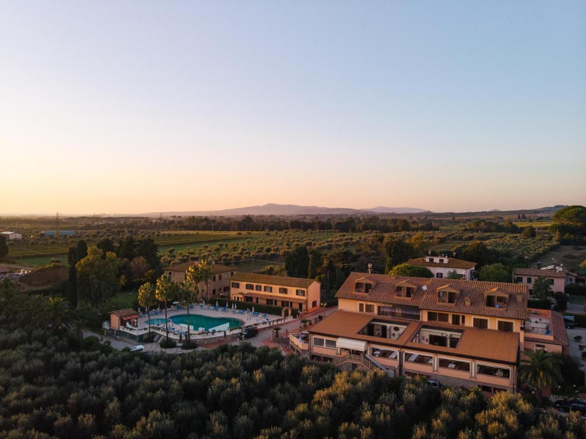 Agrihotel Elisabetta Collemezzano Εξωτερικό φωτογραφία