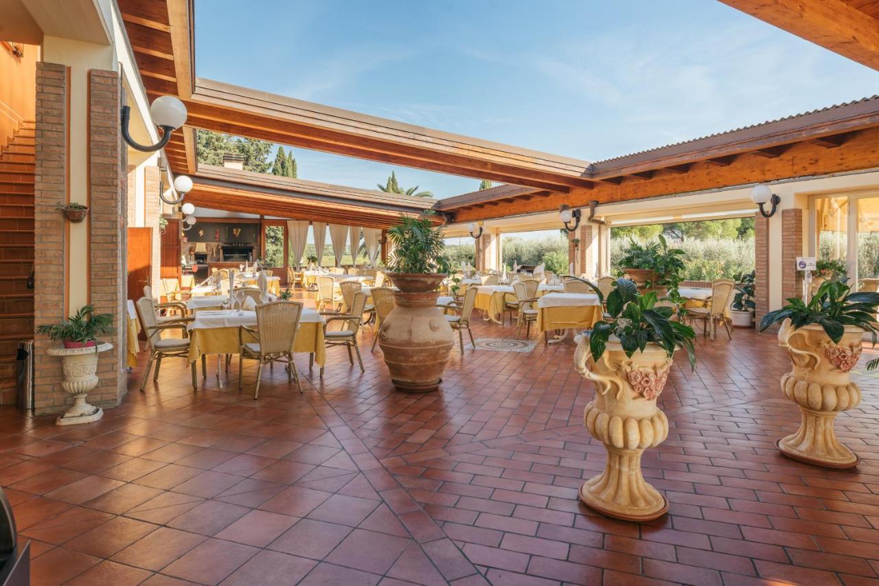 Agrihotel Elisabetta Collemezzano Εξωτερικό φωτογραφία