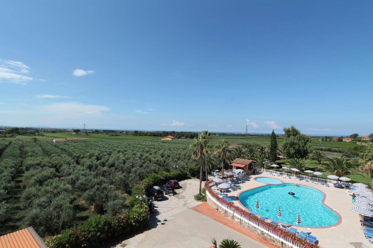 Agrihotel Elisabetta Collemezzano Εξωτερικό φωτογραφία