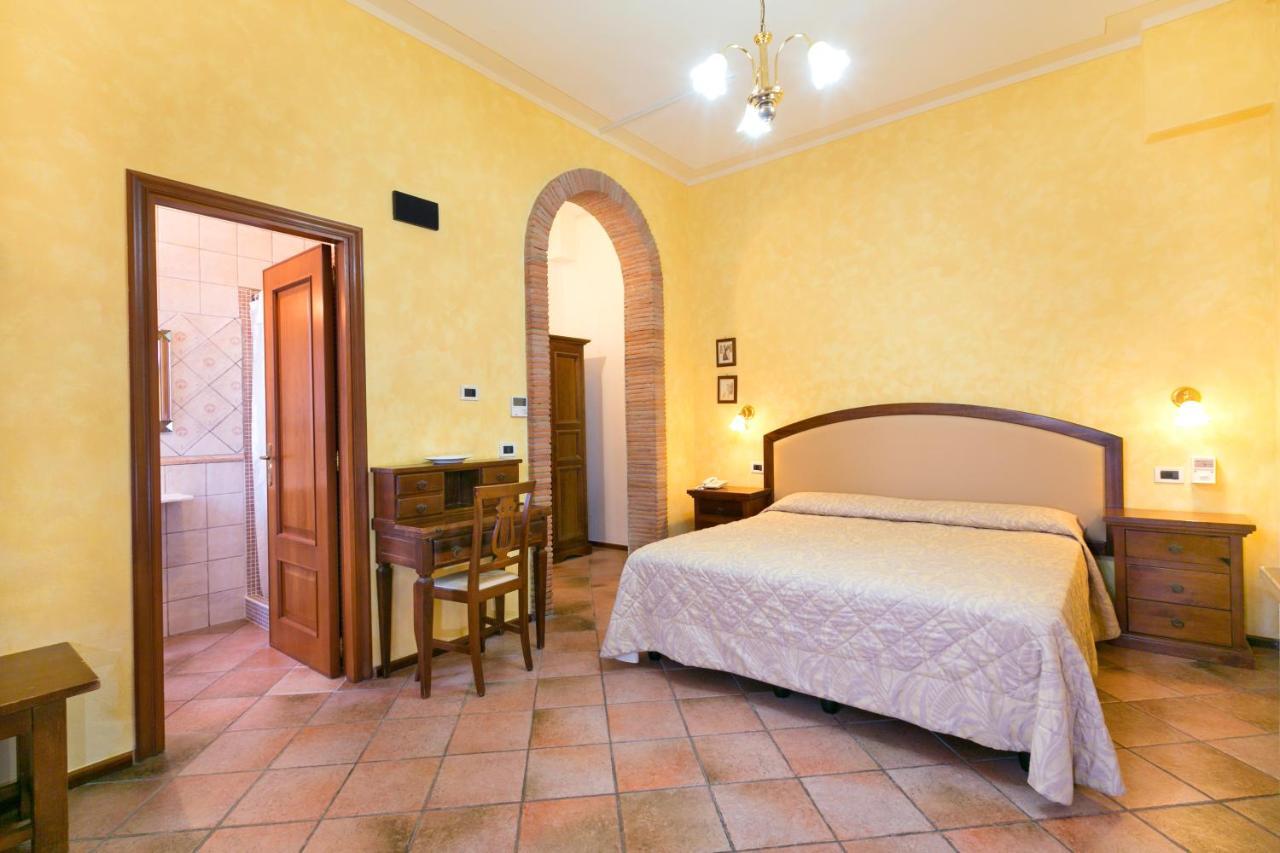 Agrihotel Elisabetta Collemezzano Εξωτερικό φωτογραφία